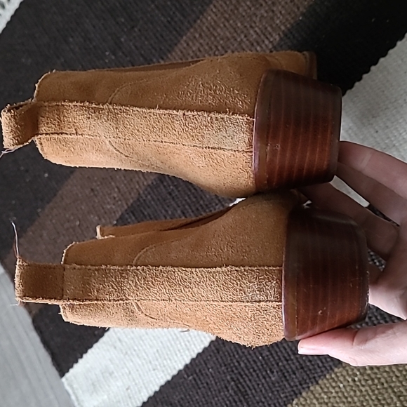 Gap Suede Cowboy Booties Sz 8 - Picture 4 of 6